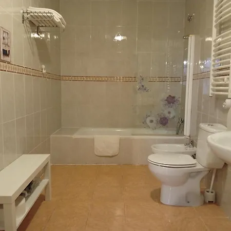 Don Pelayo Guest house *
